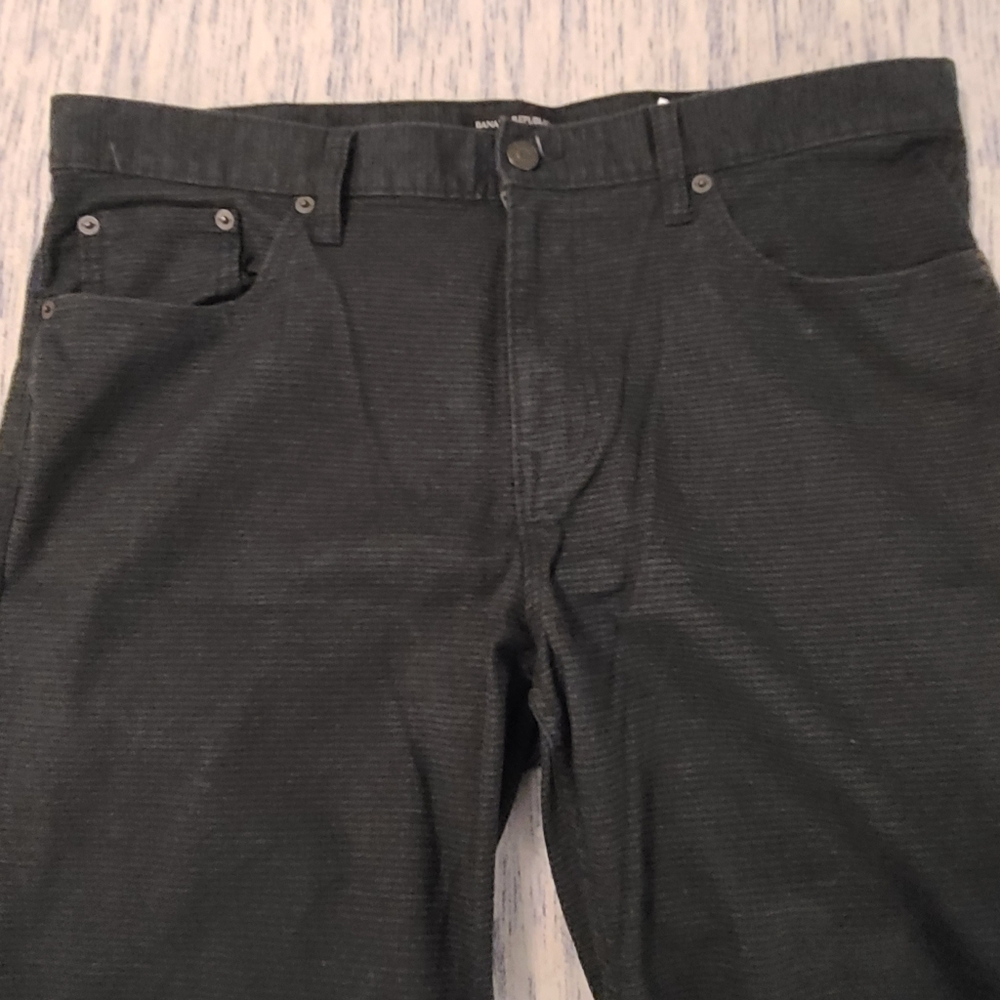 Banana Republic mens slim fit pants 35x32 in grey houndstooth.